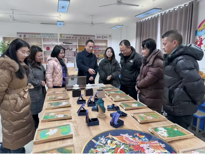 藝術創(chuàng)意學院赴江夏區(qū)大花嶺小學開展校園文化交流活動