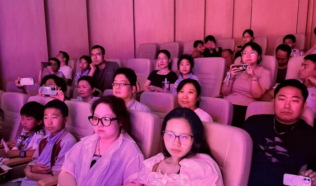 共賞手風(fēng)琴盛宴，灞橋職工共享藝術(shù)盛會(huì)